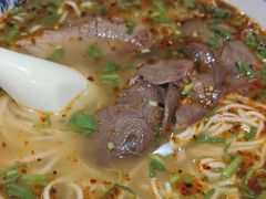 招牌骨汤牛肉面-西部马华清真兰州牛肉面·烧烤夜市(三里河店)