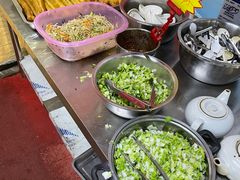 自助取餐区-海清宁记大馅云吞