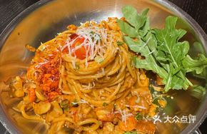 Crispy Pepper Lobster Pasta