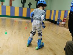 -乐翔轮滑(中庚漫游城店)