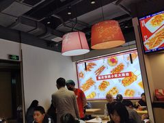 -魔都三兄弟酸辣粉·蘸卤炸串(虹桥万科店)