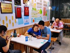 大堂-华辉拉肠(同福店)