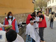 -艺采红鹰职业培训学校