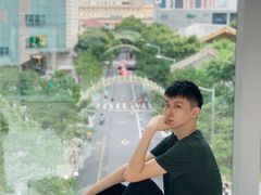 -COS(环球港店)