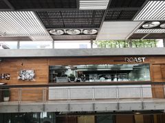 -ROAST coffee & eatery