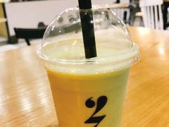 牛油果香蕉奶昔-HELLO 27 意面·沙拉·帕尼尼