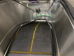 -红土地(地铁站)