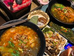 -八月美食小馆(银泰城总店)
