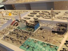 -罗伯特眼镜·蔡司官方授权(前海桂湾店)