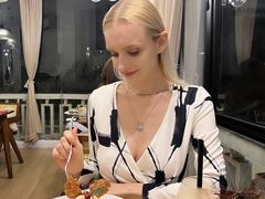-Mark&Mars Restaurant