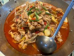 -昱龙大盆牛蛙馆(三兴街总店)