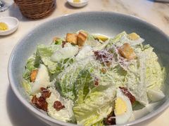 经典凯撒沙拉-弗兰克牛排西餐厅 Galla R By Ribone(上海首店)