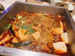蓉城大师麻辣牛杂-蓉客成都火锅·招牌麻辣牛杂·特色香辣蹄花(凌水店)