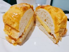 菠萝油-香港新发烧腊茶餐厅(万象店)