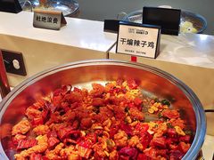 -涨巢·潮玩水疗局