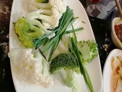 -炻器战锅烤肉火锅自助餐厅(薛家店)