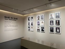 -绝对人气写真艺术中心