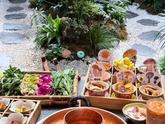 -菌自由丨野生菌火锅特色庭院餐厅(丽江古城店)