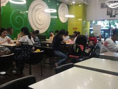 大堂-佰搭果·广式茶餐厅(西华路店)
