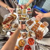花4位数在阿那亚七食堂全点一遍，是什么体验