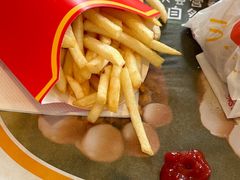 -麦当劳(保利若比邻店)