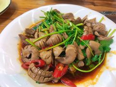 香菜拌猪腰-聪辉同安老美食饭店(大元路店)