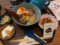 -啢啢茶寮(芳华横街店)