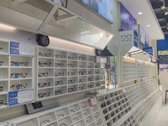 -诺柯视眼镜-蔡司依视路官方工厂店(淞南一店)
