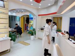 -亿视康青少儿眼镜(五官科店)