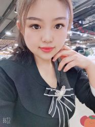 -漫画美甲美睫轻奢馆