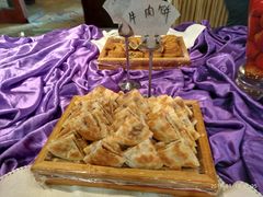 -陕西华浮宫酒店(未央湖公园店)