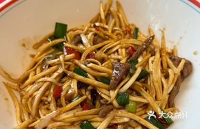 Bamboo Shoots Stir-Fried with Beef