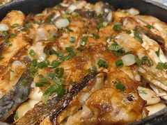 -年辉渔村·非遗传承餐厅(新丰江店)