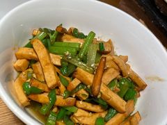 -费大厨辣椒炒肉(万家丽一店)