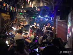 -MM·五声·音乐人与调酒师(西安路店)
