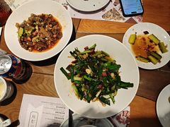 -黄泥岗·地道湖北菜(奥特莱斯店)