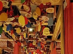 -老牌坊云南鱼豆花火锅(爱建店)