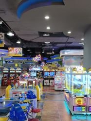 -菲菲羊乐园(临平银泰城店)