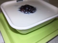 鲜奶五彩芋圆-满记甜品(水游城店)