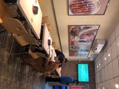 -南城香·饭香串香馄饨香(青年路店)