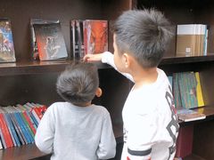 -钟书阁(松江泰晤士小镇店)