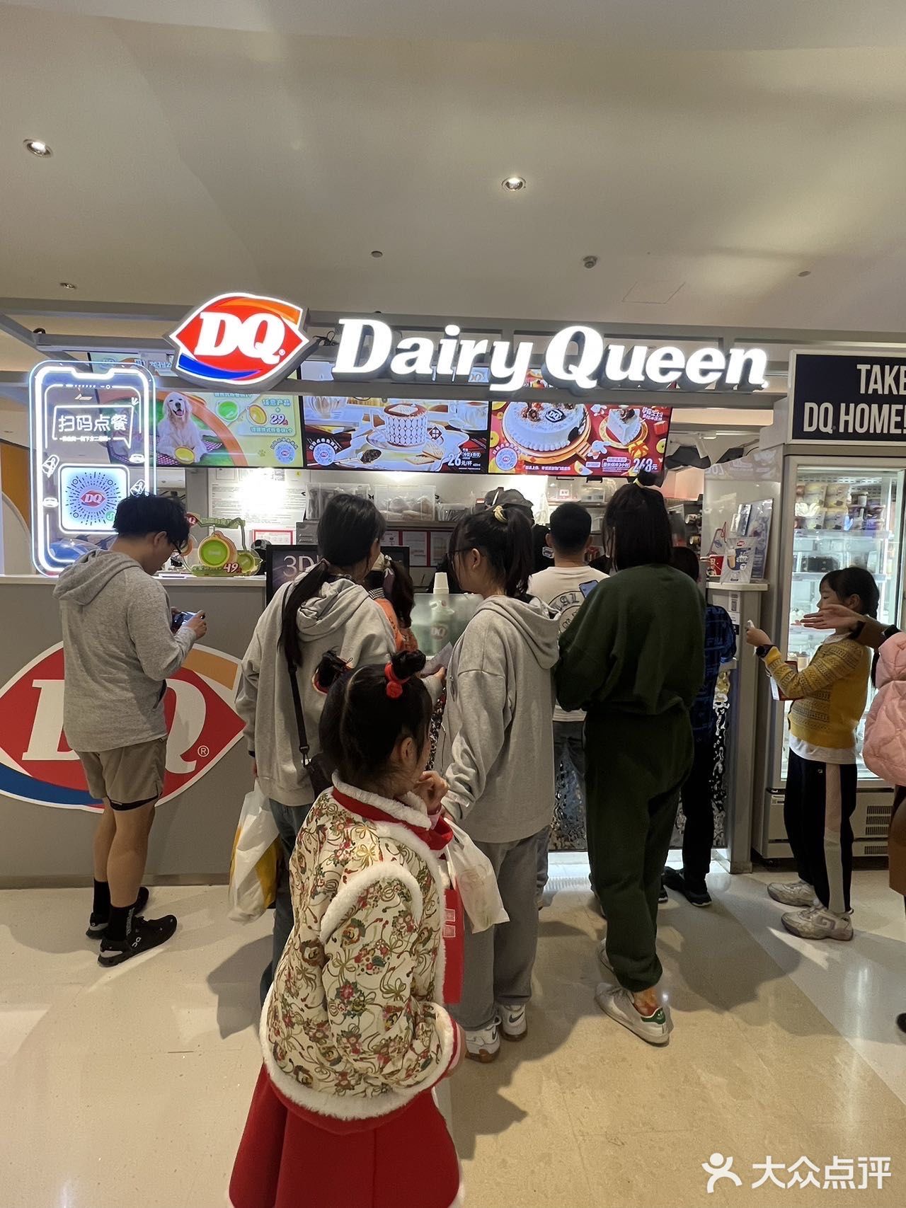 DQ爱宠周边冲啦！随身携带出门遛狗再也不怕狗狗渴了