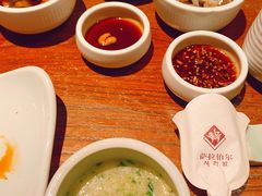 -萨拉伯尔(燕莎友谊商城店)