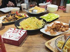 -叶派龙虾•招牌香辣蟹·海鲜(中海国际店)