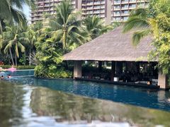 -三亚湾海居铂尔曼度假酒店