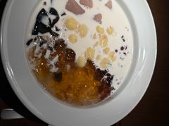 -RUXU入续糖水铺与包(卓悦中心店)