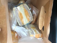 -沁屋面包店(人民东路店)