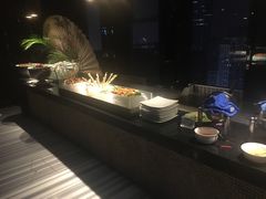 -唐拉雅秀酒店-西锦汇空中BBQ·思创餐厅
