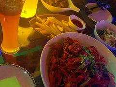 -爱啤精酿·民谣酒馆(滨江店)