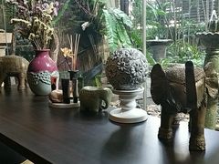 -迪瓦娜按摩和水疗中心